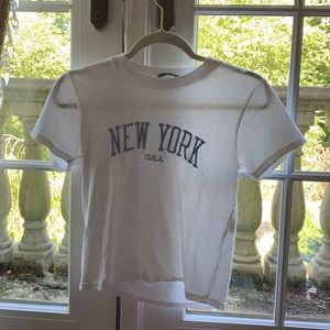 BRANDY MELVILLE white and blue New York t-shirt